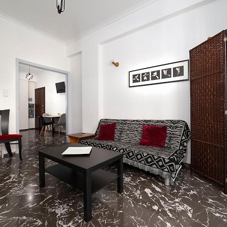 Local Urban Living 2Bd Apartment In Atena Exterior foto